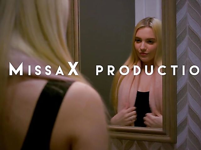 Bottomless pantyhose threesome with Katrina Jade and Kenna James