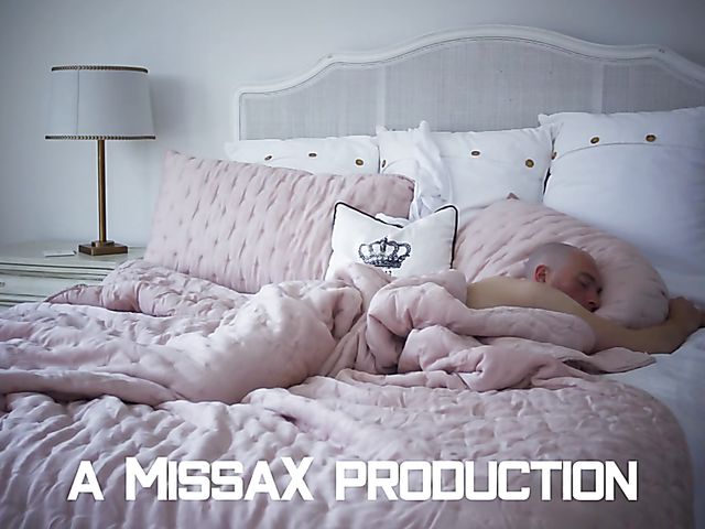 Bree Daniels - Redhead riding a cock in bed