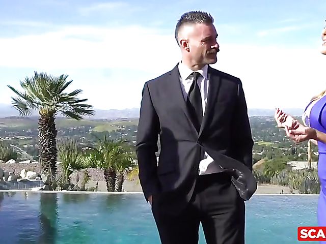 MILF threesome with busty Brandi Love and Olivia Austin