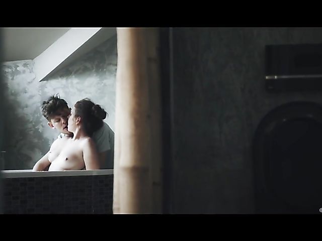 Sensual bathroom sex with wet Mila Fox