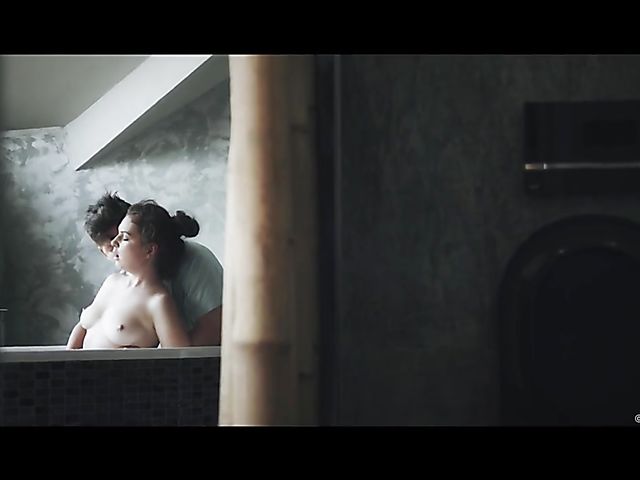 Sensual bathroom sex with wet Mila Fox