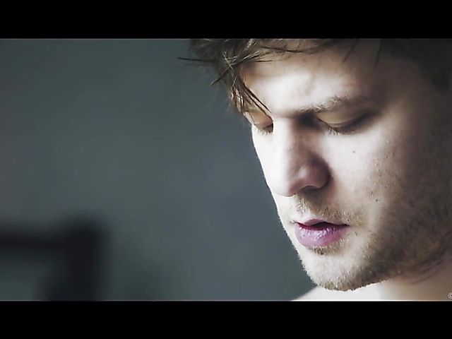 Sensual bathroom sex with wet Mila Fox