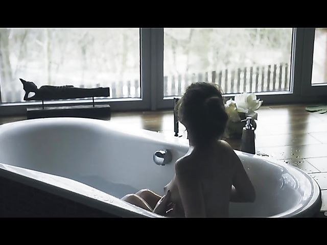 Sensual bathroom sex with wet Mila Fox