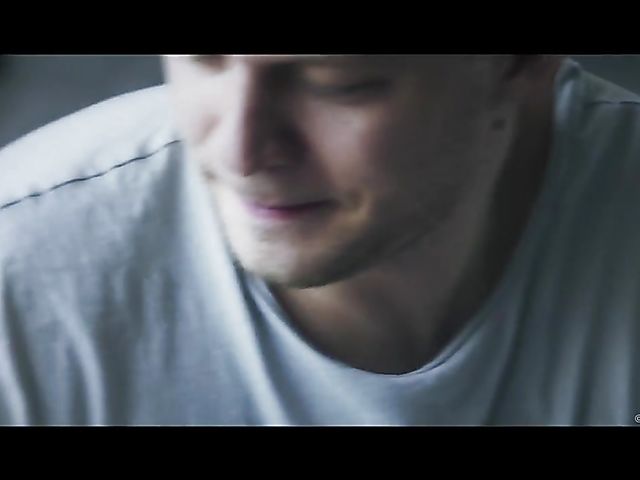 Sensual bathroom sex with wet Mila Fox