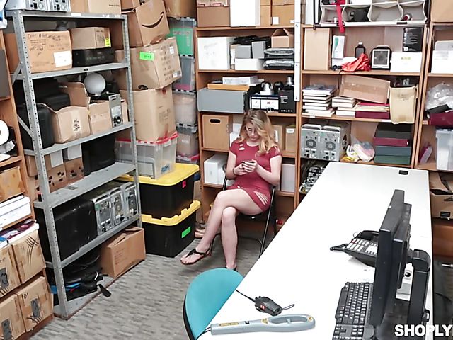 Backroom fucking with teen glasses girl Taylor Blake