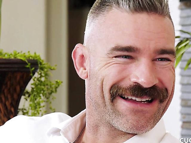 Husband watches his wife Paris Lincoln get banged