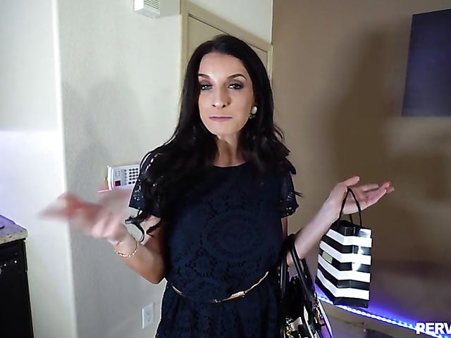 POV MILF Silvia Saige blows and gets pounded