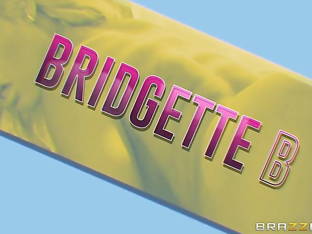 Big tits lesbian Bridgette B gets eaten out by tattooed Karma RX