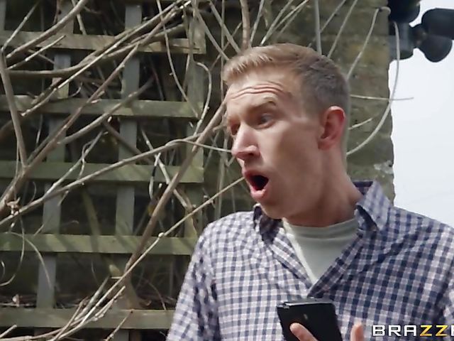 Blonde big tits woman Louise Lee gets hammered by Danny D