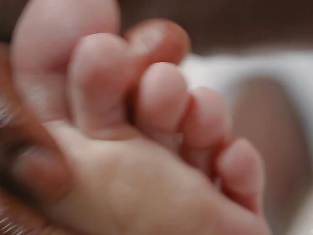 Interracial massage with skinny Cindy Shine and hung Joss Lescaf