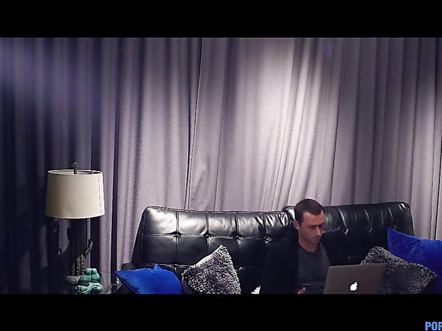 Natural boobs Bella Rolland spends an evening with James Deen