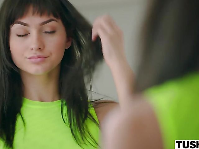 Curious about anal petite Ana Rose gets it