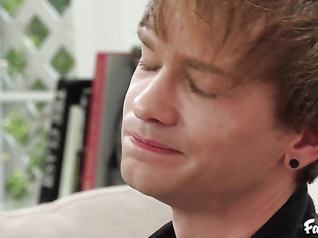 Naughty step sister Allie Nicole helps his cum