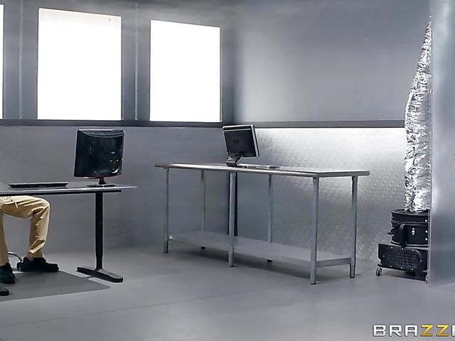 Professor Xander Corvus fucks huge tits blonde Nicolette Shea 