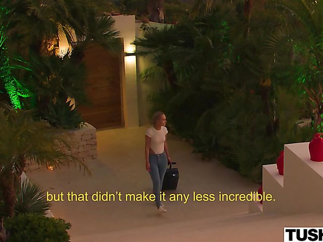 Ass painting and anal sex with young Emily Cutie