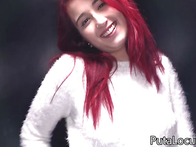 Glory hole action with Spanish redhead Red