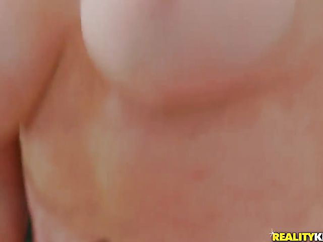 Huge tits blonde Nicolette Shea is gorgeous and loevs to fuck