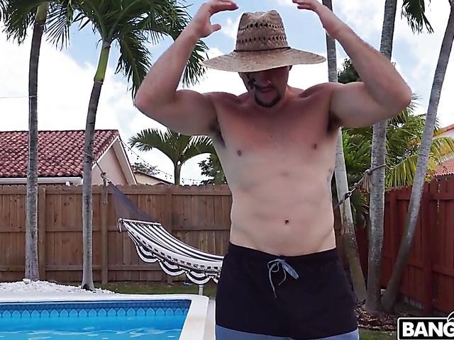 Pool boy catches big tit MILF Alexis Fawx masturbating