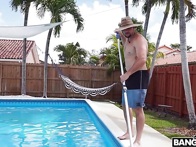 Pool boy catches big tit MILF Alexis Fawx masturbating