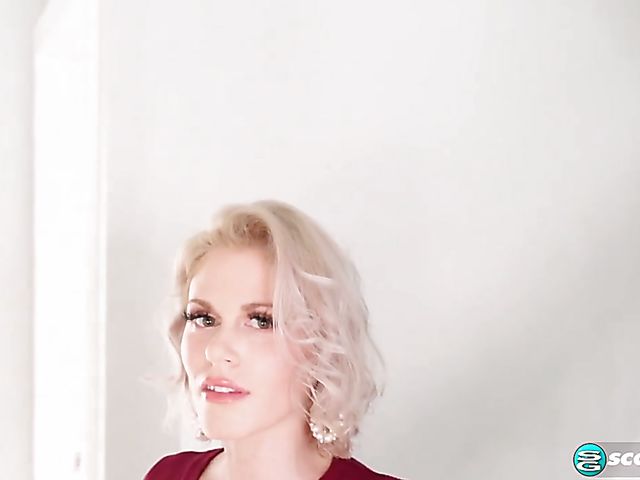 Casca Akashova - MILF huge tits revealed 