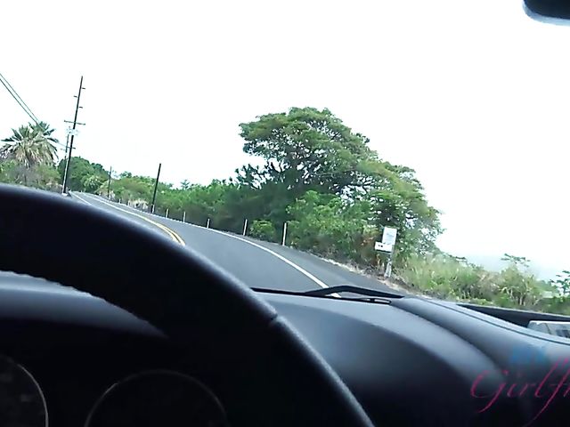 Asian girlfriend Vina Sky shows her coochie in the car