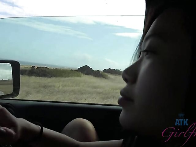 Asian girlfriend Vina Sky shows her coochie in the car