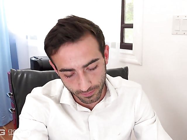 Ella Reese gets her perfect body explored by the doctor