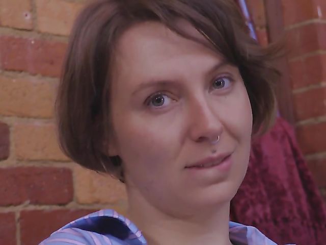 Hairy masturbation with Australian girl Kit Bauer 