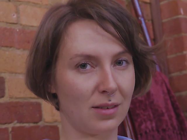 Hairy masturbation with Australian girl Kit Bauer 