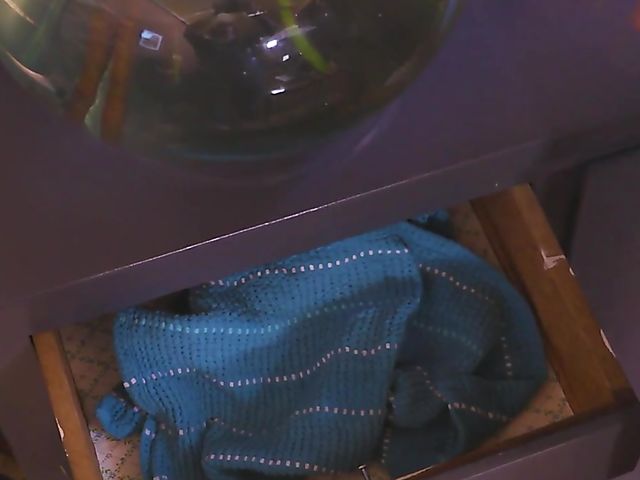 Hairy masturbation with Australian girl Kit Bauer 