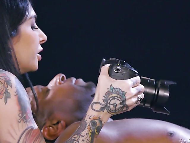 Lola Fae - Tattooed redhead interracial photoshoot for Lady Gonzo