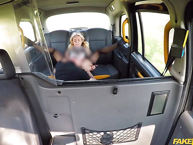 Fake taxi sex with blonde mommy Amber Deen