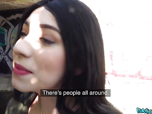 Easy Amilia Onyx is ready to fuck for money