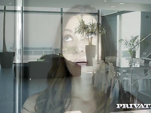 Standing sex with sperm hungry Alyssa Reece 