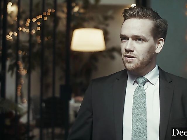 Brunette with tan lines Evelin Stone gets fucked hard