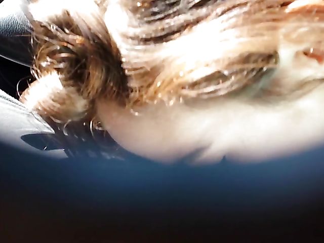 Parking lot blowjob in the afternoon