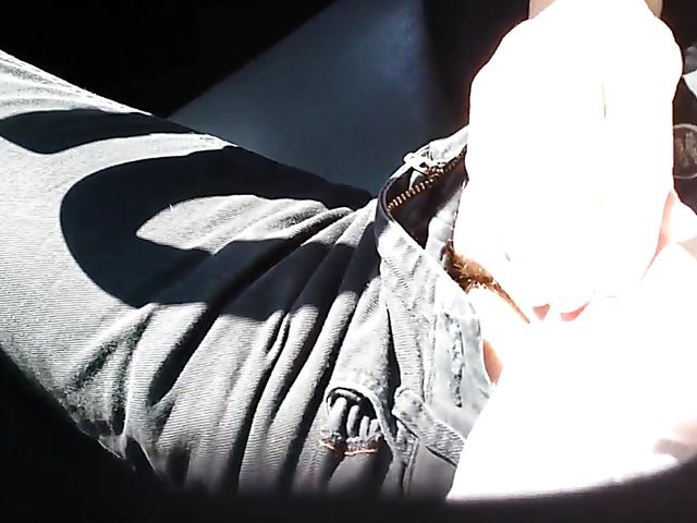 Parking lot blowjob in the afternoon