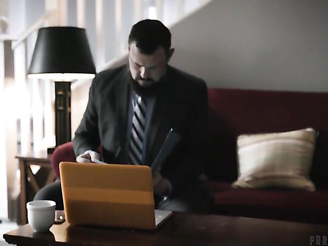 Young guy fucks indifferent housemaid Anny Aurora