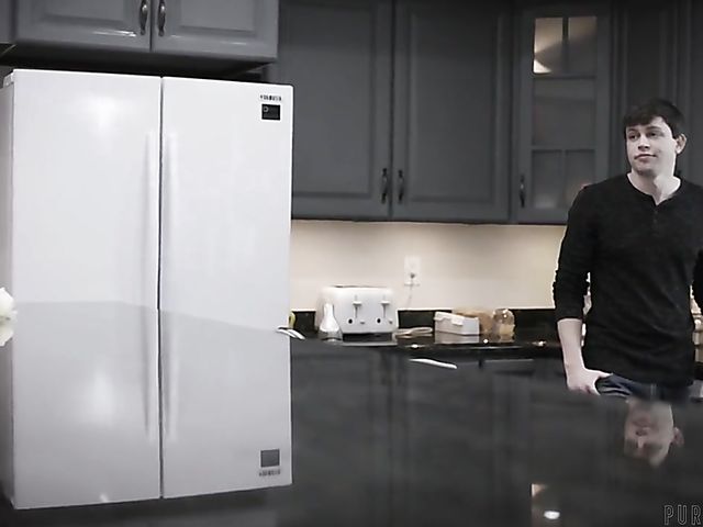 Young guy fucks indifferent housemaid Anny Aurora