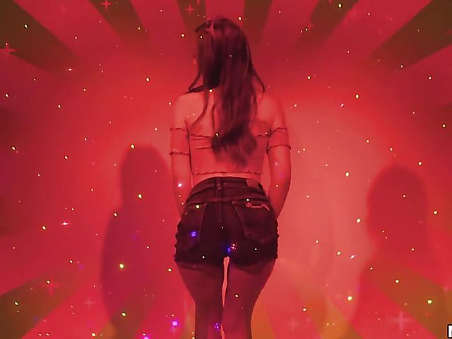 Playing sex games with cute Danni Rivers