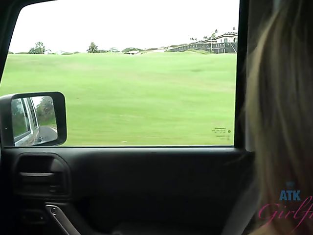 Teen girlfriend Megan Marx gets nude on the beach