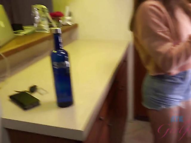 Teen girlfriend Megan Marx gets nude on the beach