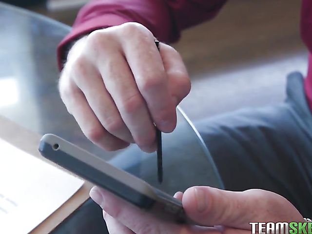 Blue-eyed small blonde Kate Bloom gets railed