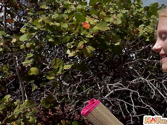 Teen bikini girl Kate Bloom changing in public and getting nailed