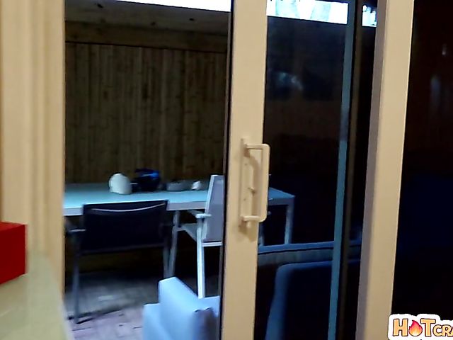 Teen bikini girl Kate Bloom changing in public and getting nailed