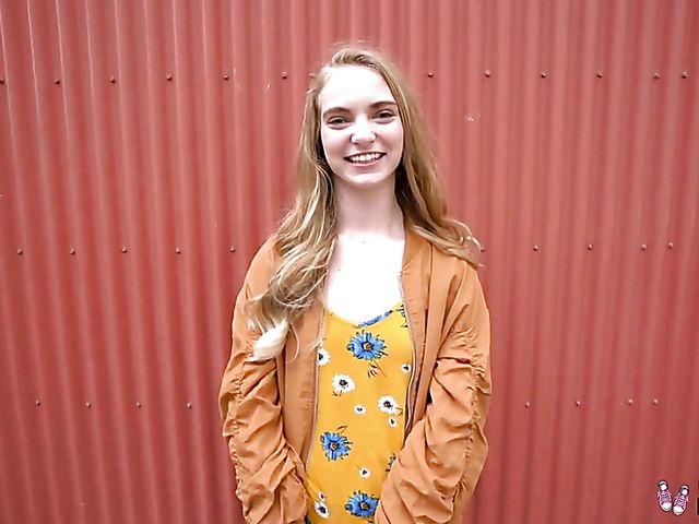 Russian teen Lana Sharapova is such a slut