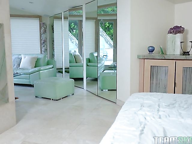 Lesbian strap-on lovers Natalie Knight and Bella Rolland