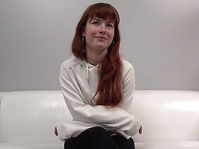 31-year-old redhead MILF Jana gets nude