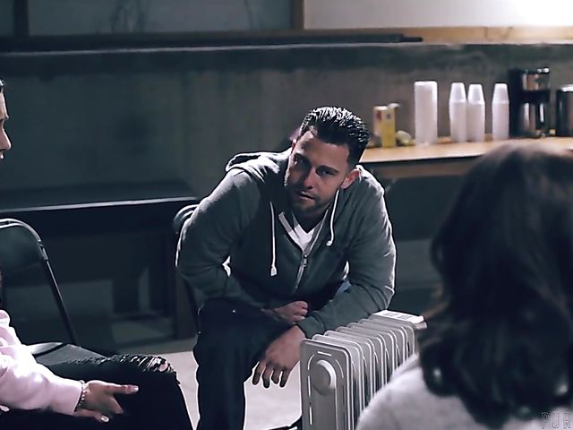 Sex addict orgy with Jaye Summers and Jane Wilde