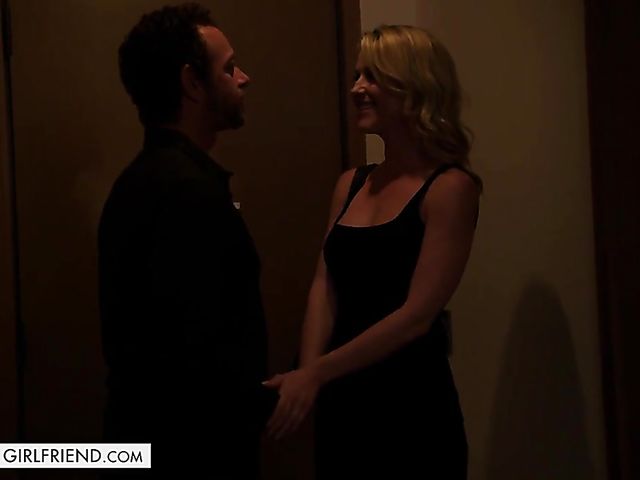 Elegant MILF Kit Mercer is a dream come true